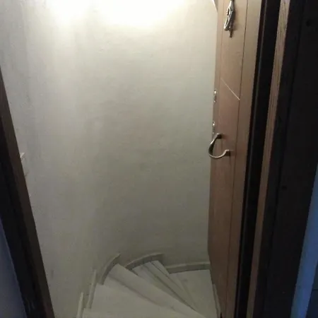 Отель Santa Beyoglu 3*
