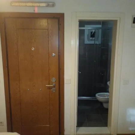 Santa Beyoglu Стамбул